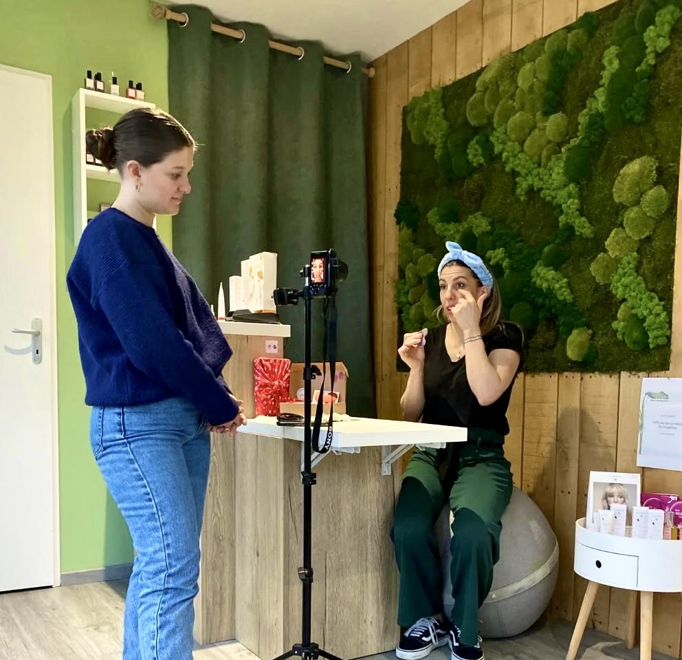 Shooting Photos pour du Community Management à Romorantin-Lanthenay à La Cabane Beauté